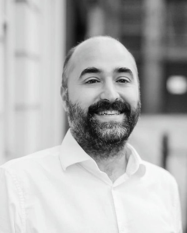 Arun Baybars, Architect
